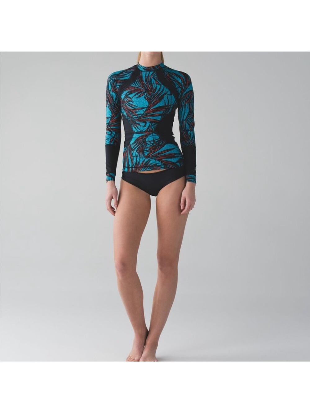 Lululemon Suns Out Rash Guard - Picture 6 of 6